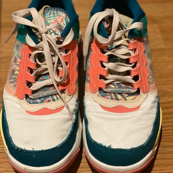 Jordan Max 200 SB ( Miami ) (Southbeach) color way - Picture 3 of 3
